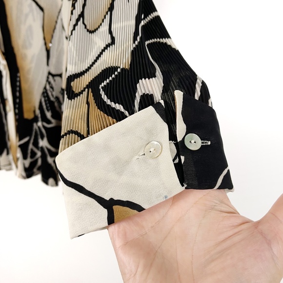 Vintage Black & Tan Print Pleated Blouse Medium - Picture 3 of 7
